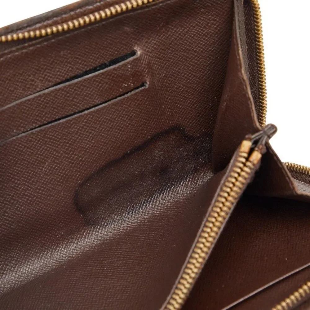 Louis Vuitton Zippy Wallet